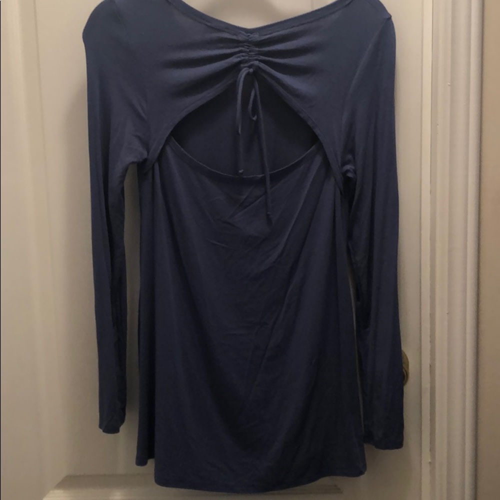 BohoBlu Keyhole Top - Picture 2 of 2